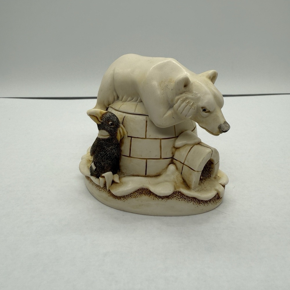 Harmony Kingdom Polar Bear Igloo Trinket Box England Penguin Figurine